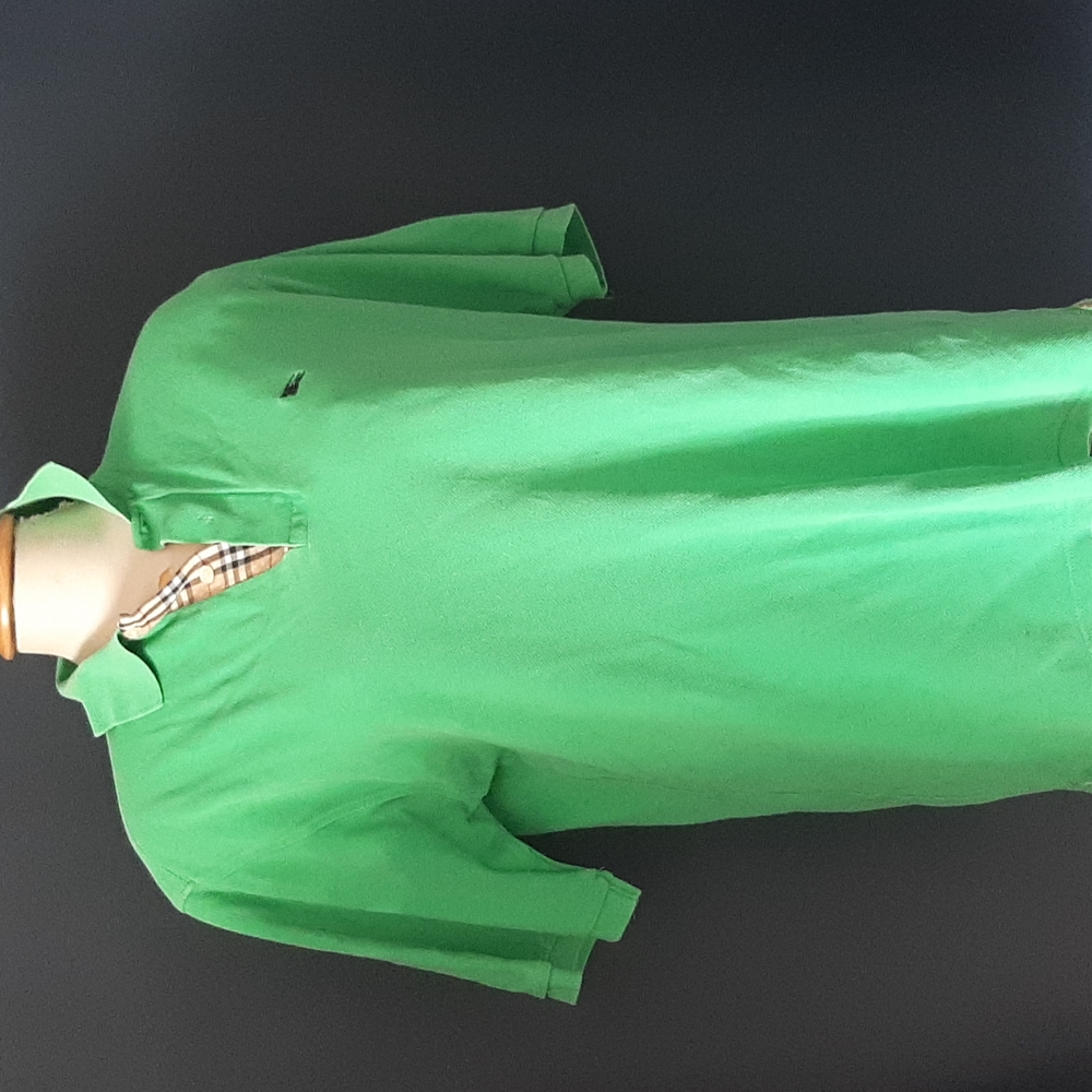 Burberry green polo